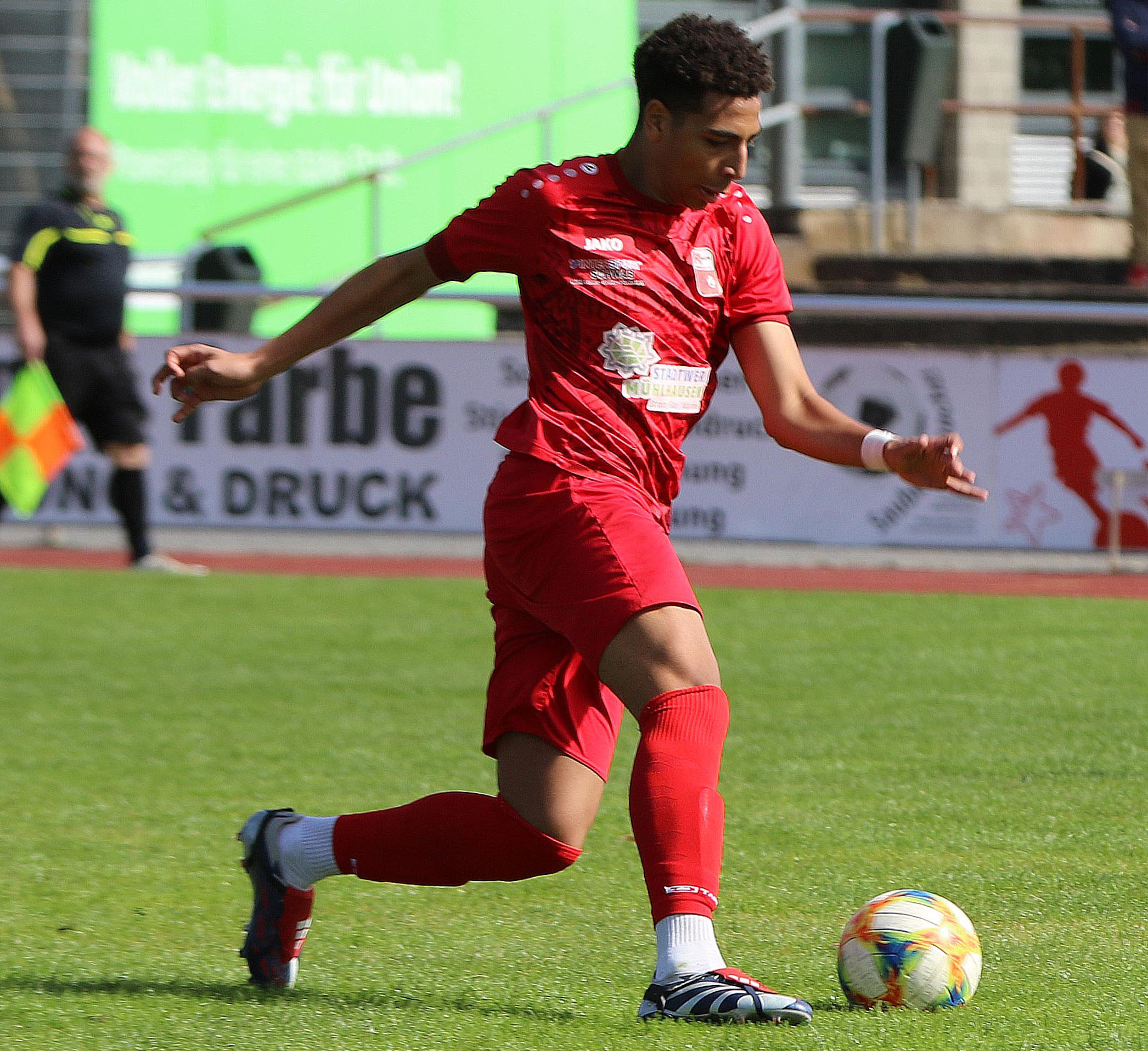 soccer-competitive-youth-scene