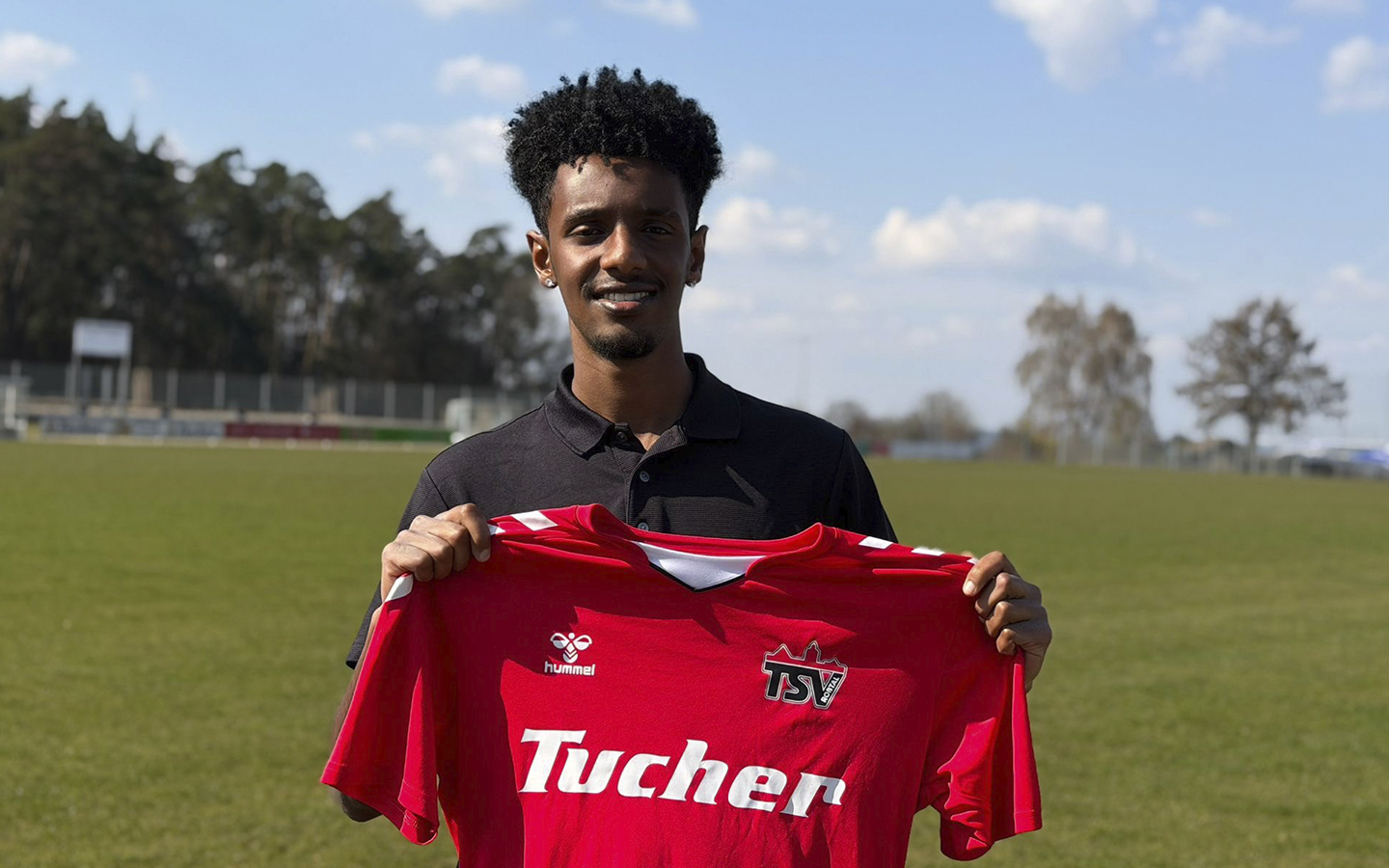 playing for TSV Roßtal during his first experience in German men’s football.